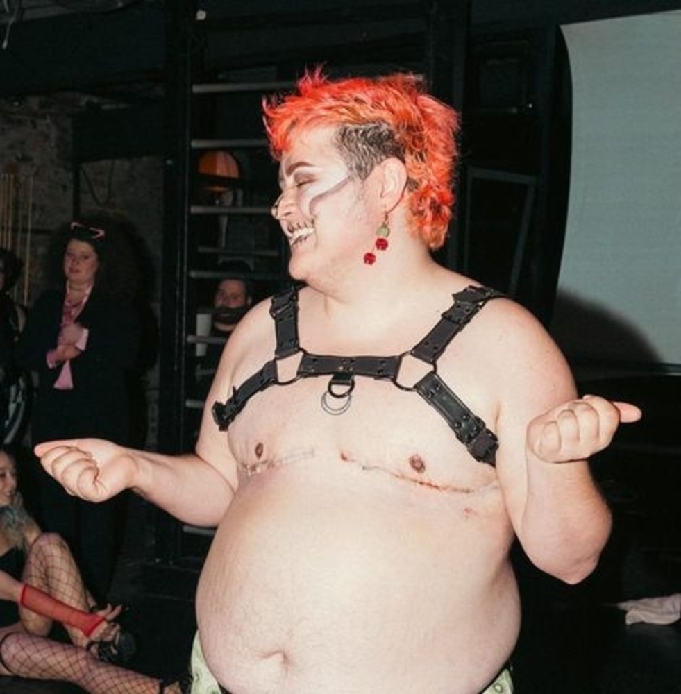 Meet your Posher, Ian